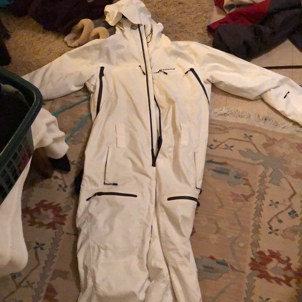 FULL BODY SNOW SUIT